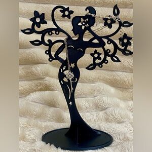 Claire’s Vintage Silver Sparkling Crystal Starburst Key Pendant Necklace